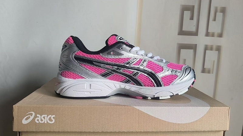 ASICS GEL-KAYANO 14 Sneakers