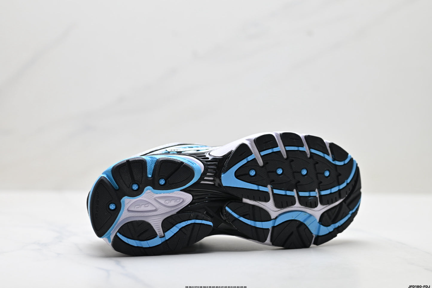 Saucony Pro Grid Omni 9