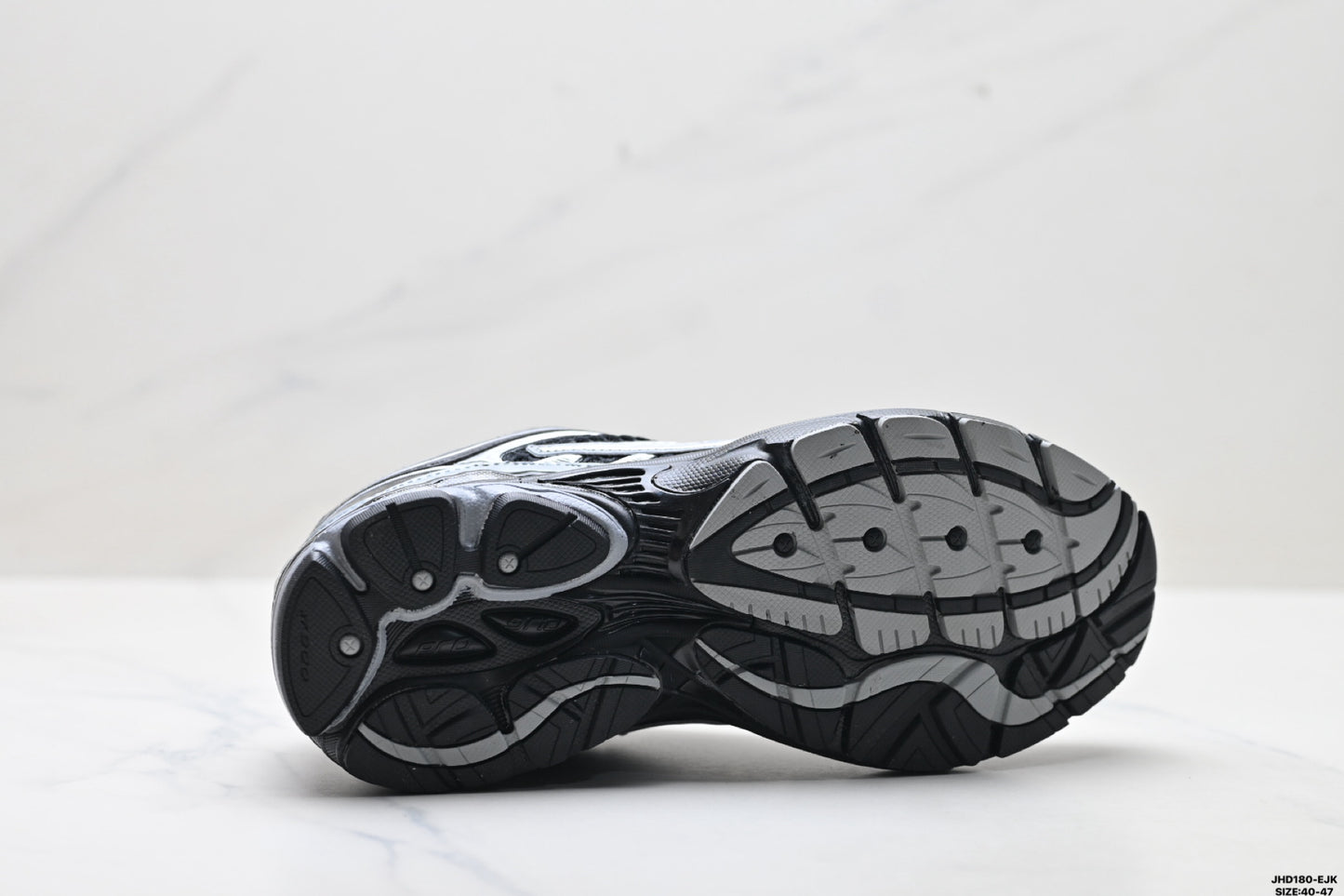 Saucony Pro Grid Omni 9