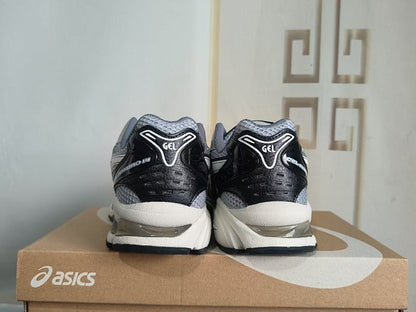 ASICS GEL-KAYANO 14 Sneakers