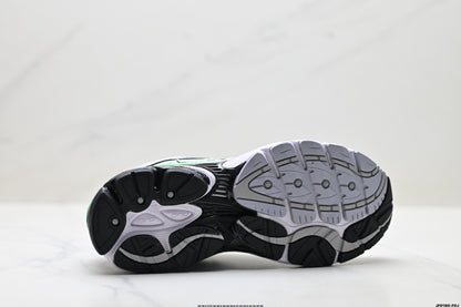Saucony Pro Grid Omni 9
