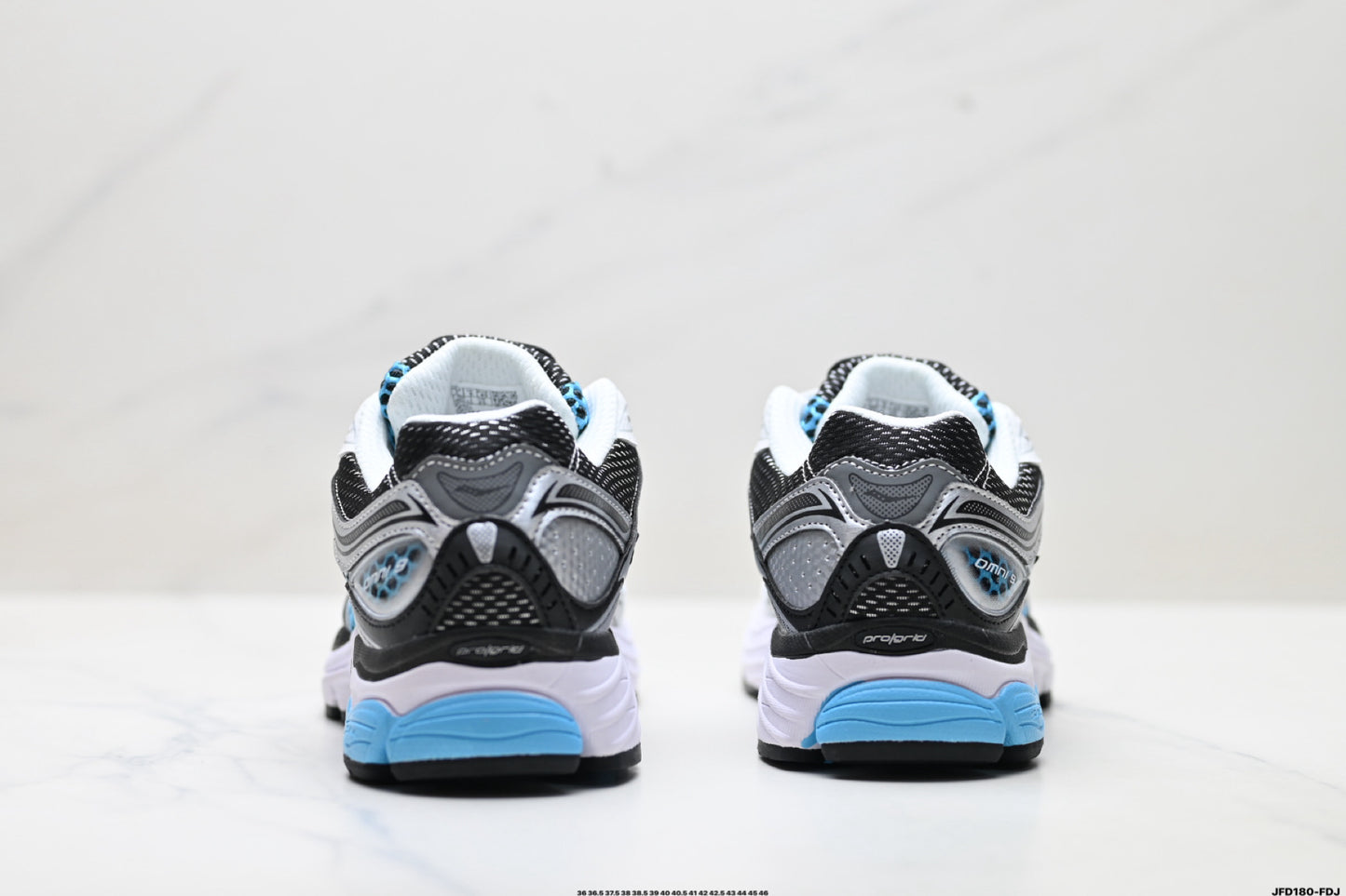Saucony Pro Grid Omni 9