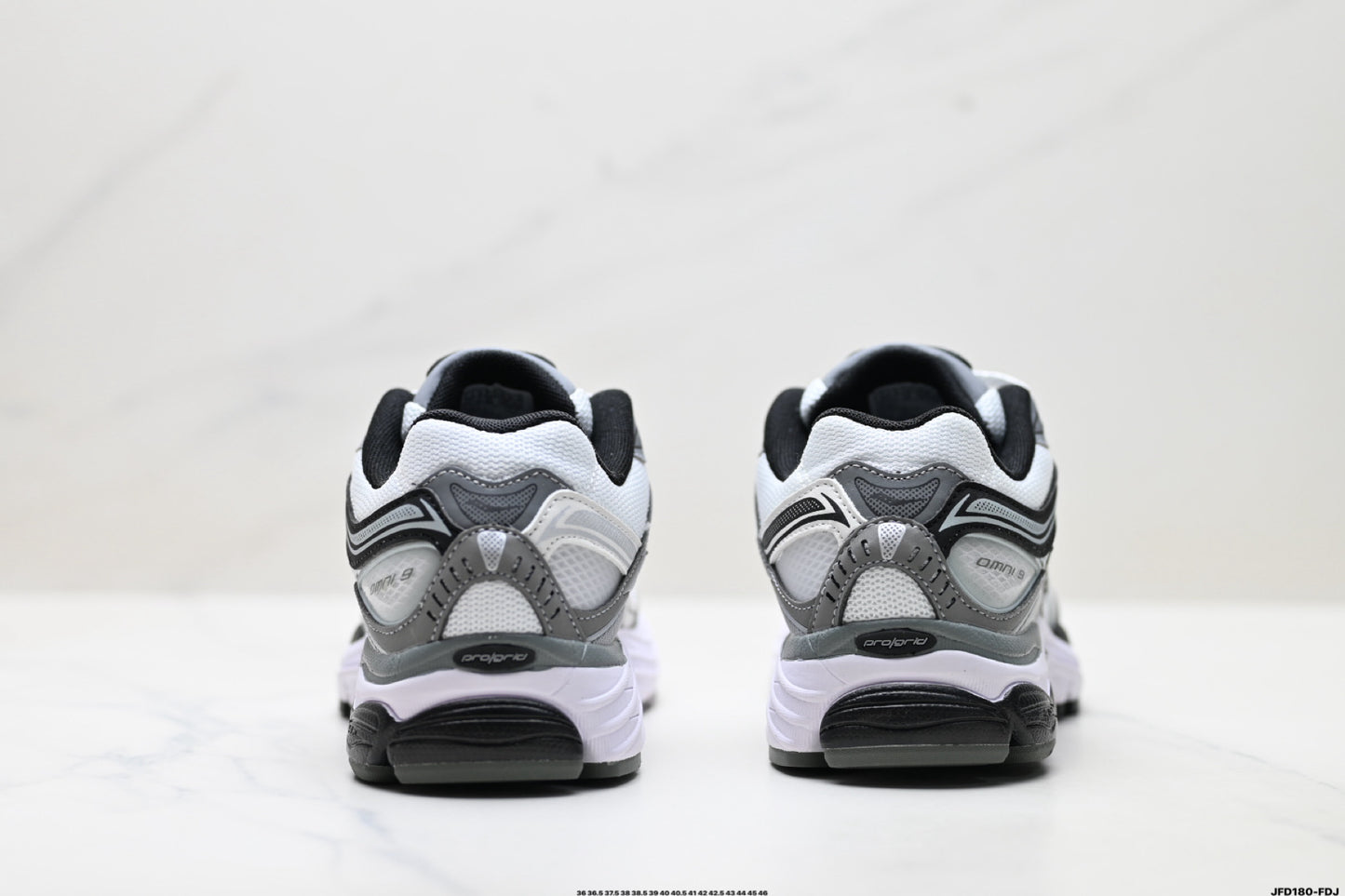 Saucony Pro Grid Omni 9