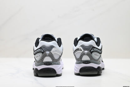 Saucony Pro Grid Omni 9