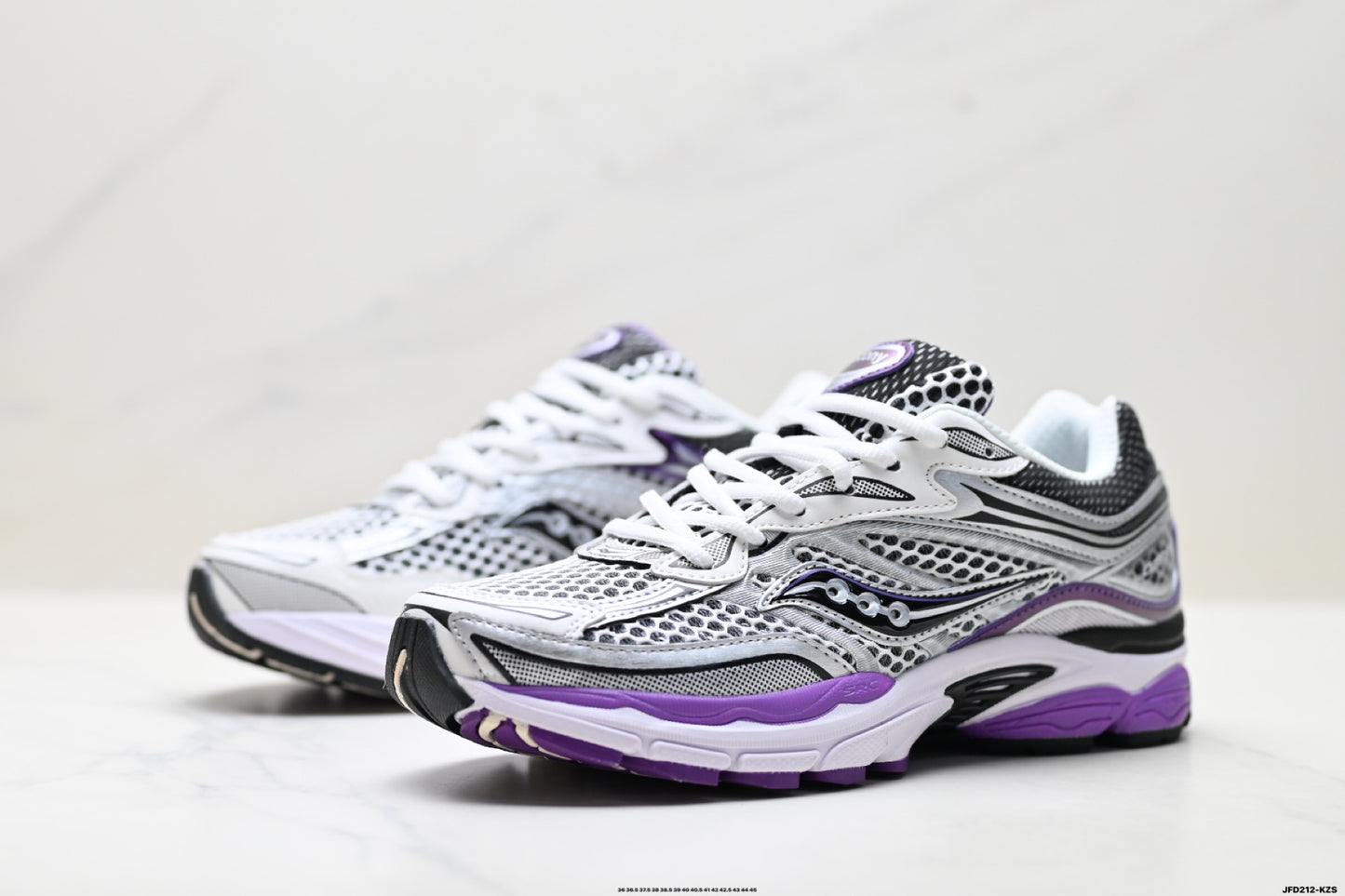 Saucony Pro Grid Omni 9