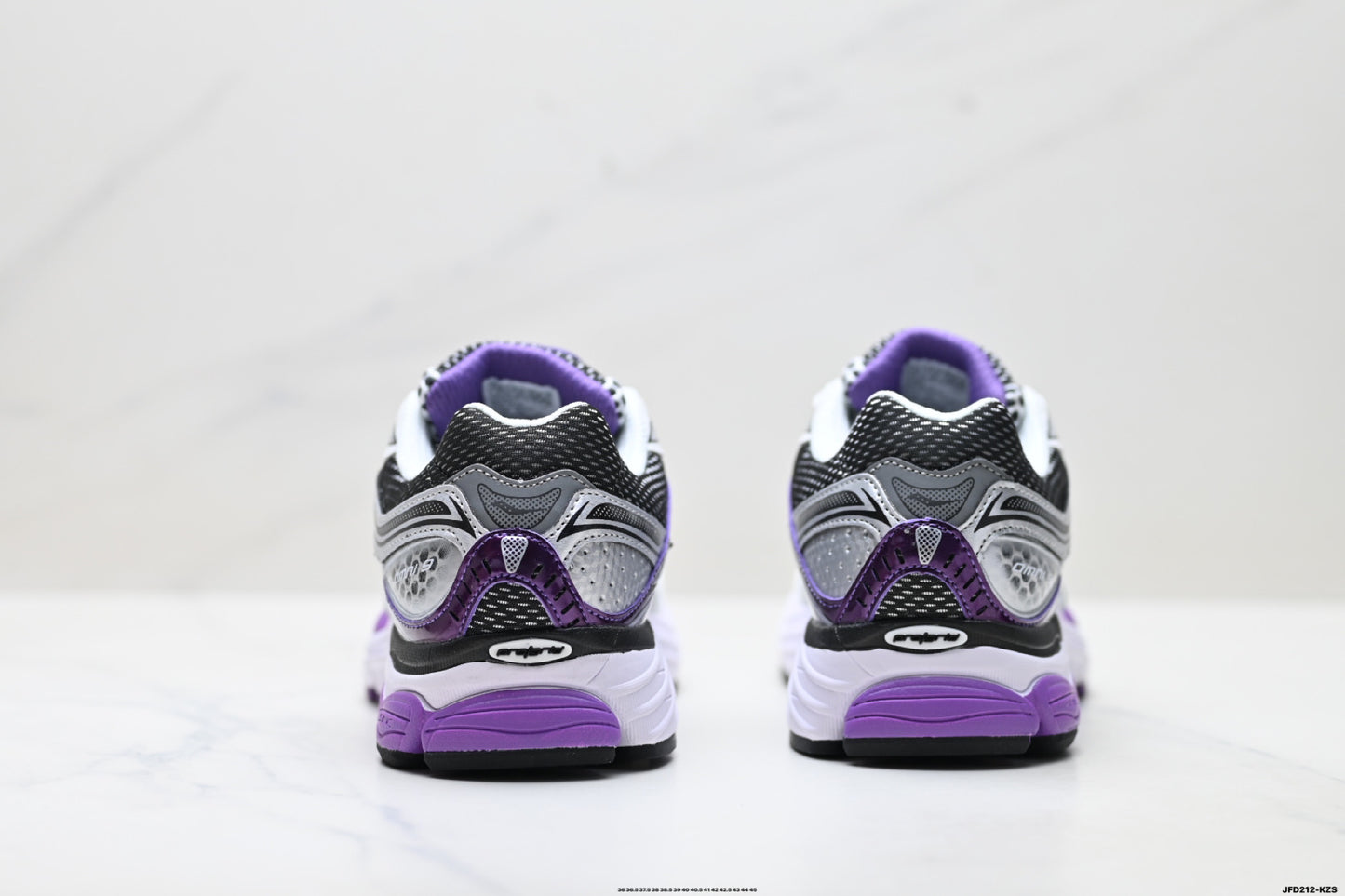 Saucony Pro Grid Omni 9