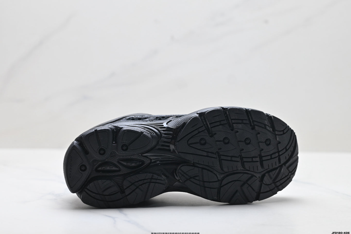 Saucony Pro Grid Omni 9