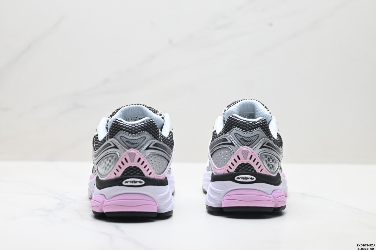 Saucony Pro Grid Omni 9