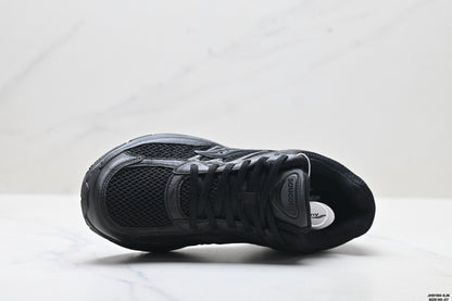 Saucony Pro Grid Omni 9