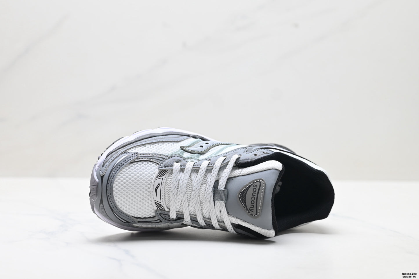 Saucony Pro Grid Omni 9