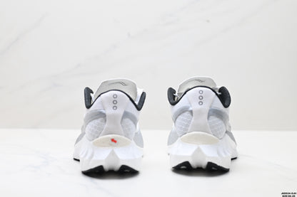 Saucony Endorphin Pro4