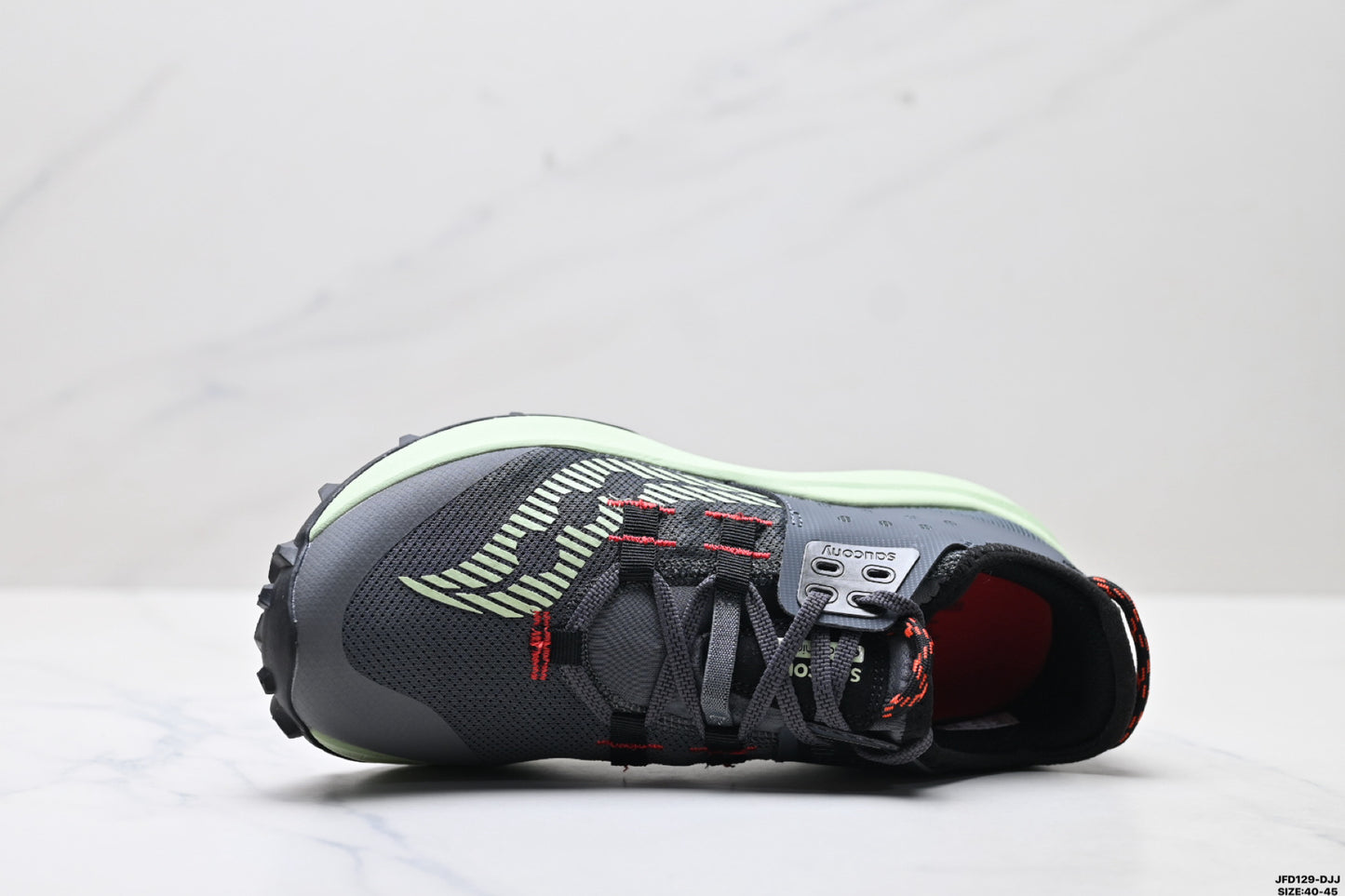 Saucony Endorphin Rift
