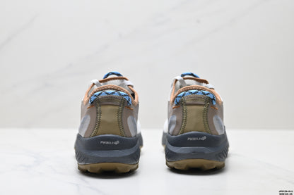 Saucony Endorphin Rift
