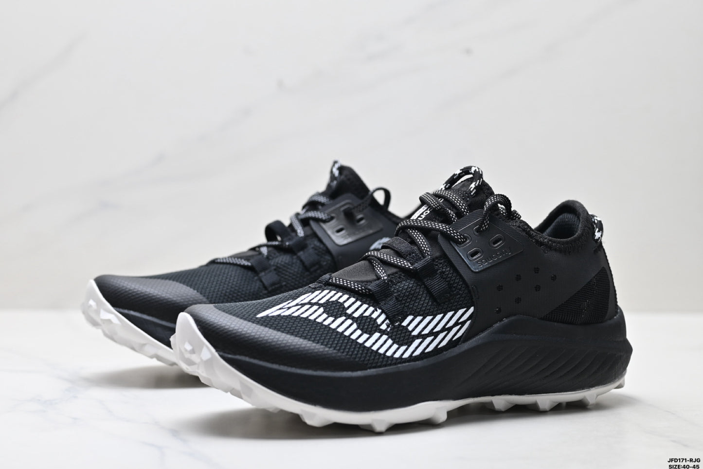 Saucony Endorphin Rift