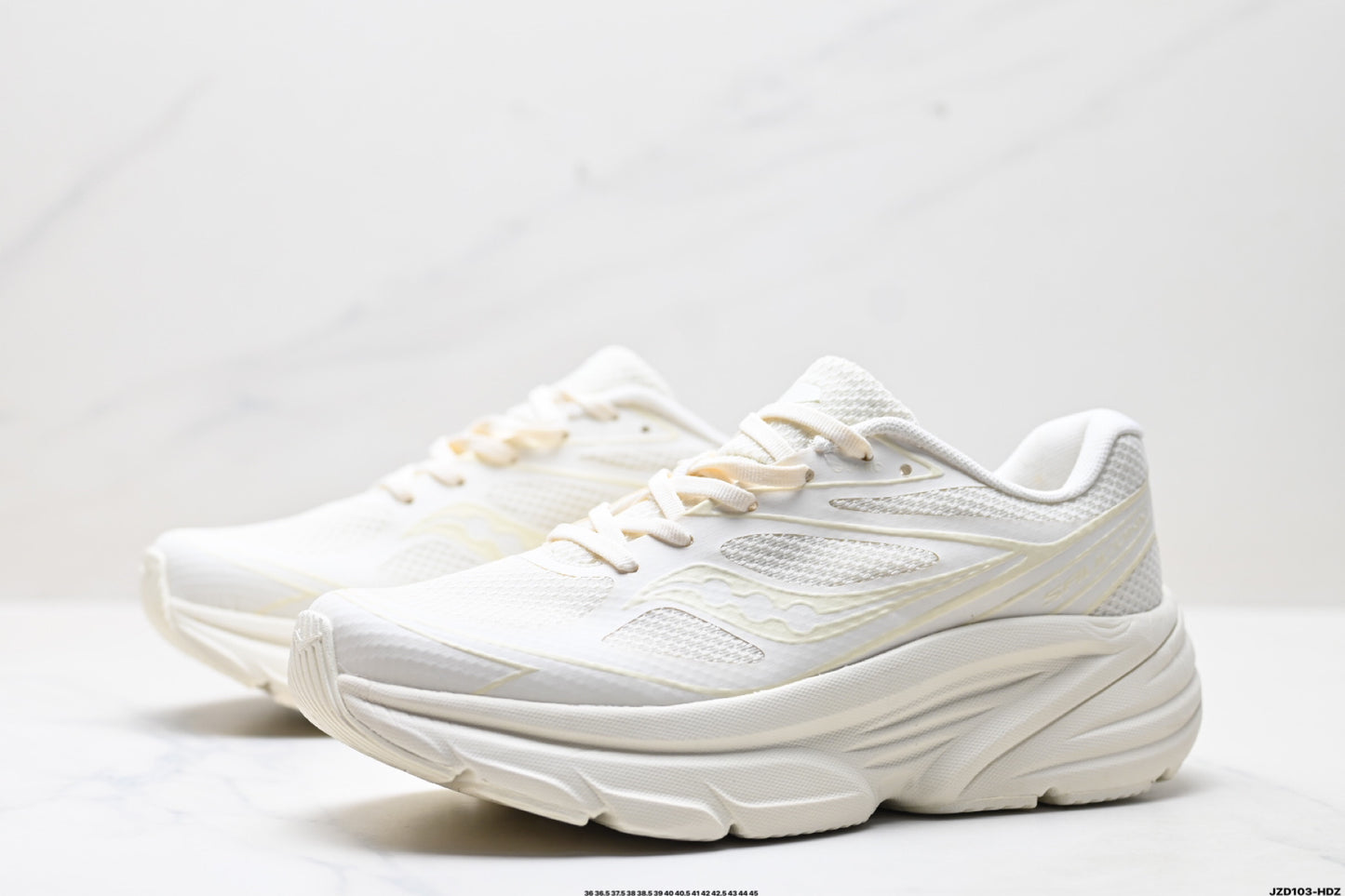Saucony Guard AMR
