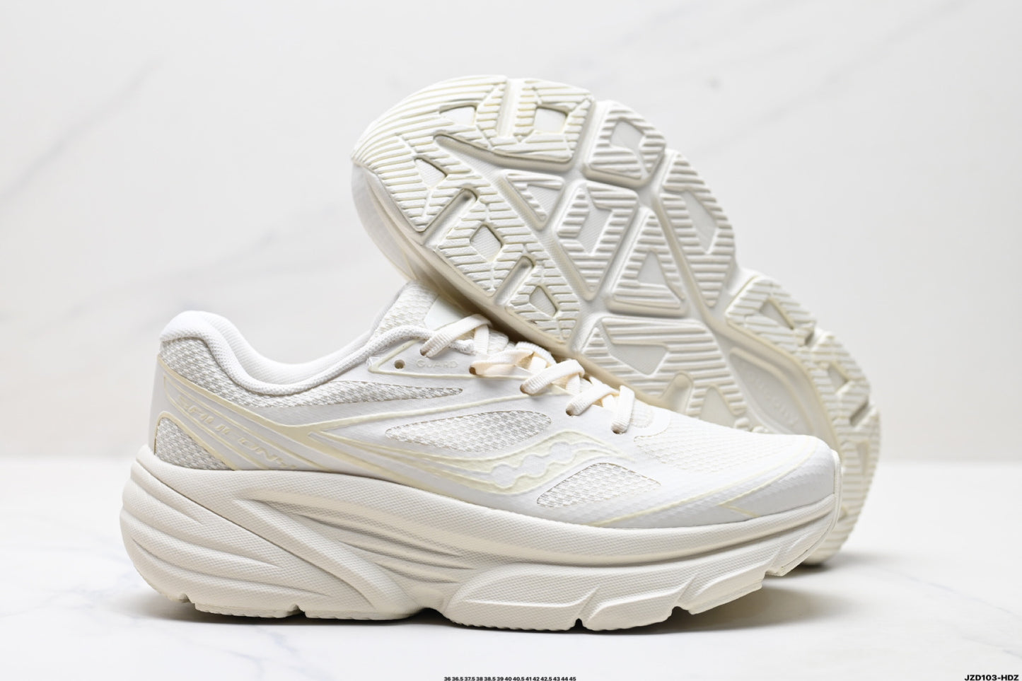 Saucony Guard AMR
