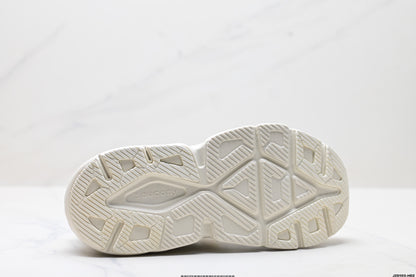 Saucony Guard AMR