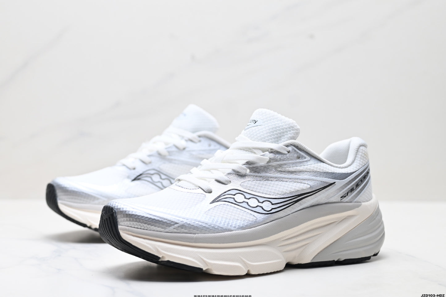 Saucony Guard AMR