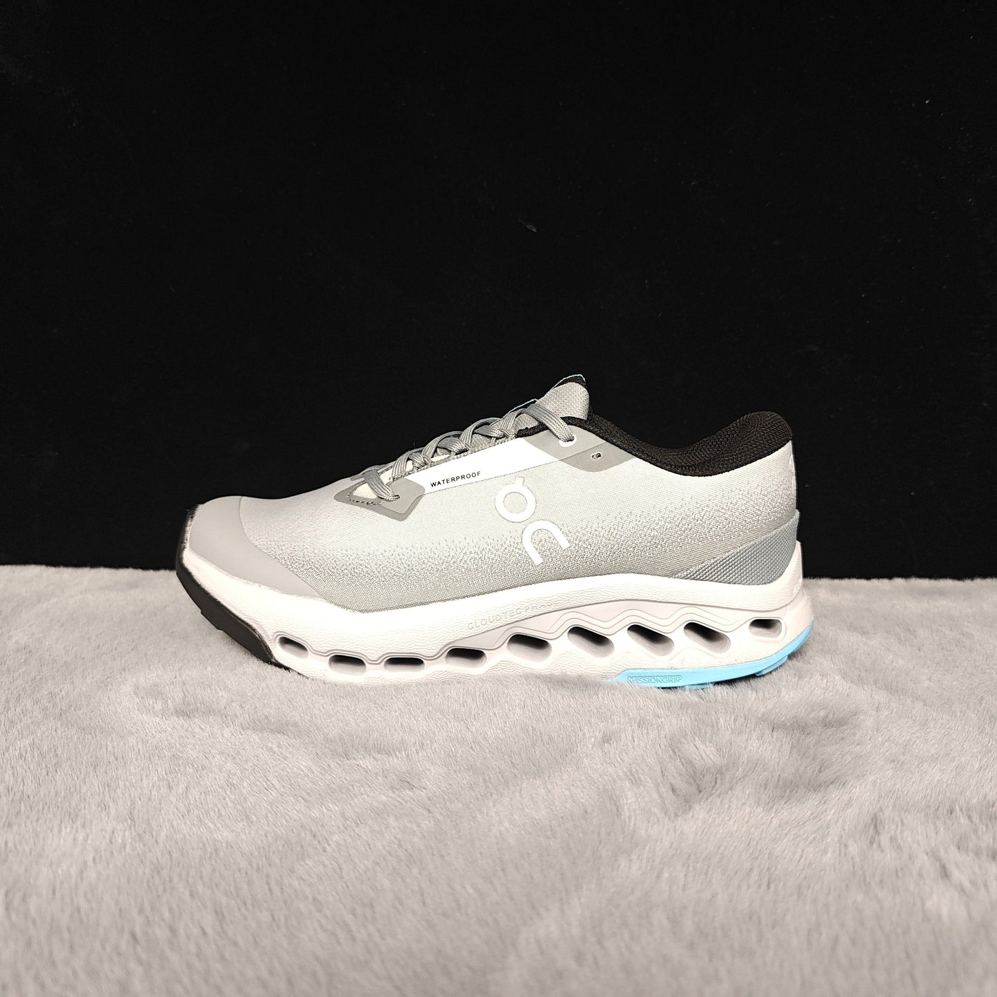 ON Cloudsurfer Trail 2 | Lightweight Trail Running Shoes for All-Terrain