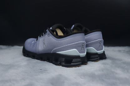 ON Cloud 4 | Lightweight Everyday Running Shoes