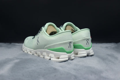 ON Cloud 4 | Lightweight Everyday Running Shoes