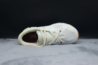 ON Cloud 4 | Lightweight Everyday Running Shoes