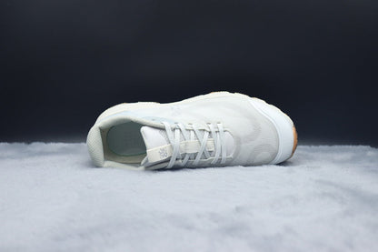 ON LOEWE X Cloud Venture