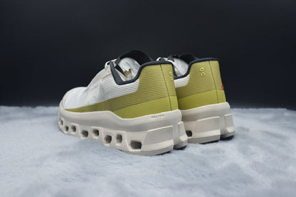ON Cloudmonster Hyper – High-Energy Running Shoes