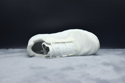 ON Cloudmonster Hyper – High-Energy Running Shoes
