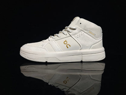 ON THE ROGER – Roger Federer x ON Running Signature Sneaker