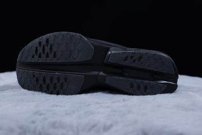 ON Cloudboom Strike – Elite Racing Shoes
