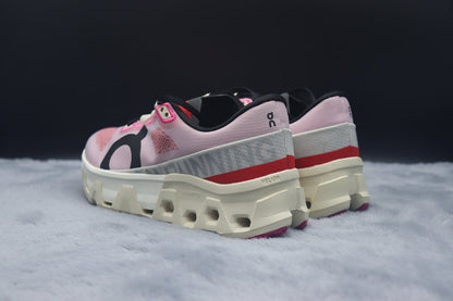 ON Cloudmonster Hyper – High-Energy Running Shoes