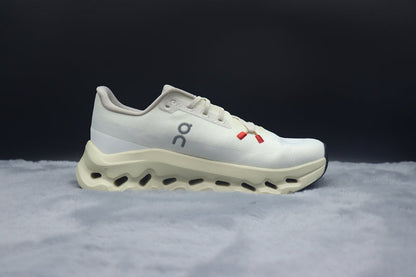 ON Cloudtilt – Tilted Sole Lifestyle Sneakers