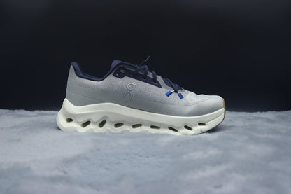 ON Cloudtilt – Tilted Sole Lifestyle Sneakers