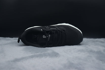ON Cloudrock Low WP – Waterproof Low-Top Hiking Shoes