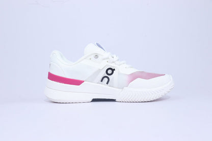 ON THE ROGER Pro 2 – Premium Tennis-Inspired Performance Sneaker