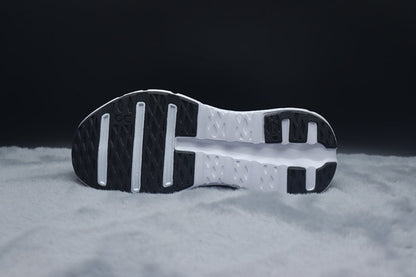 ON Cloudtilt – Tilted Sole Lifestyle Sneakers