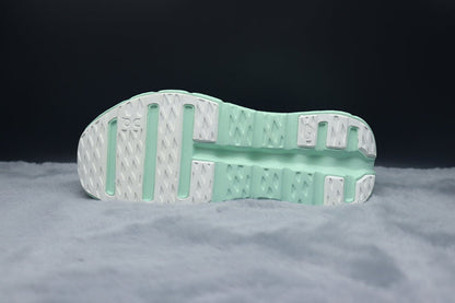 ON Cloudtilt – Tilted Sole Lifestyle Sneakers