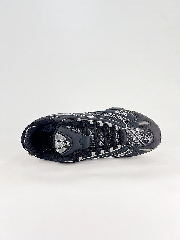 New Balance 1000 Sneakers