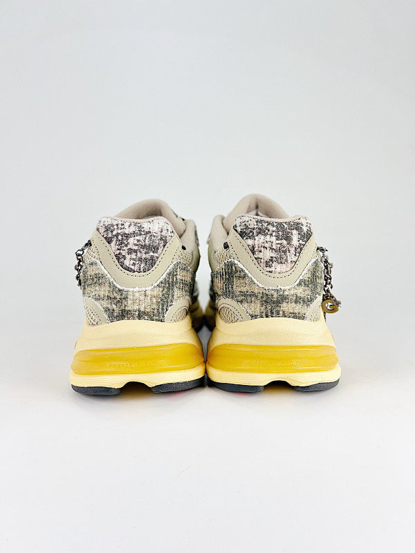 New Balance 2010 Sneakers