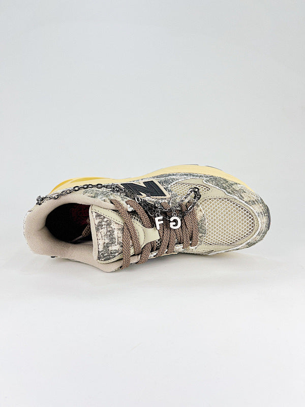 New Balance 2010 Sneakers