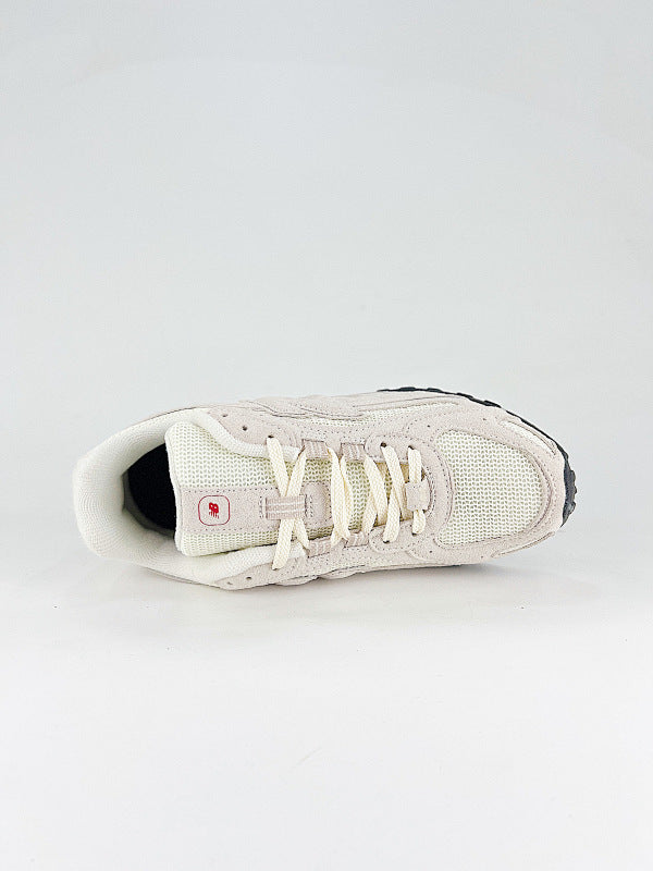 New Balance 204L Sneakers
