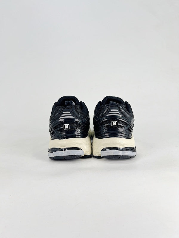New Balance M1906R Sneakers