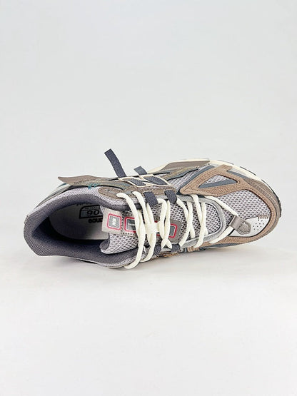 New Balance M1906R Sneakers
