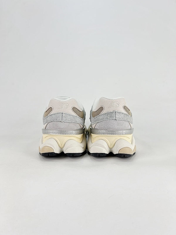 New Balance 9060 Sneakers