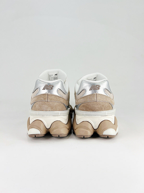 New Balance 9060 Sneakers