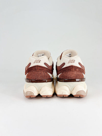 New Balance 9060 Sneakers