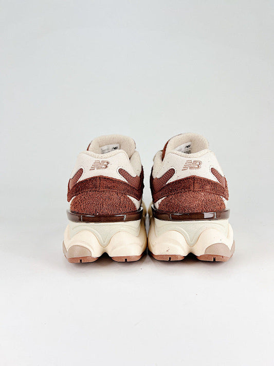 New Balance 9060 Sneakers