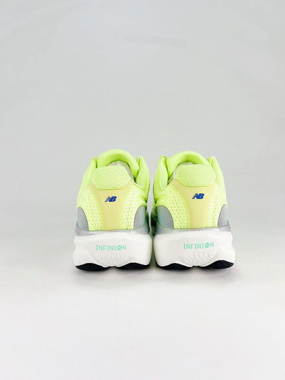 New Balance Fresh Foam Sneakers