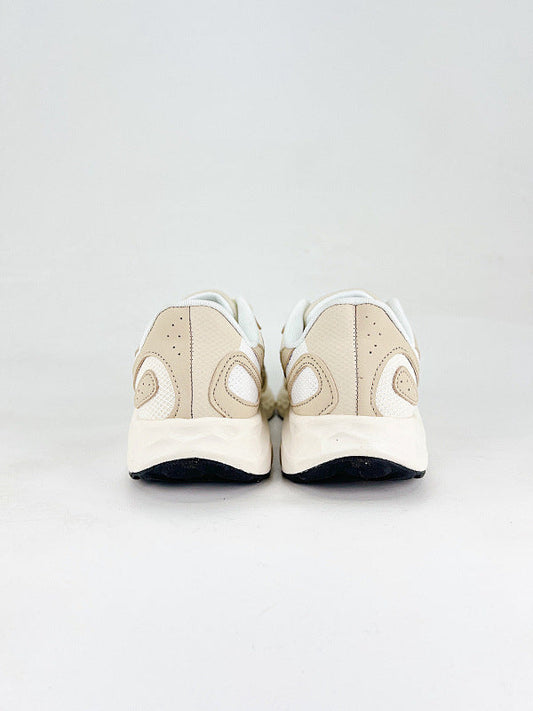 New Balance Fresh Foam v4 Sneakers